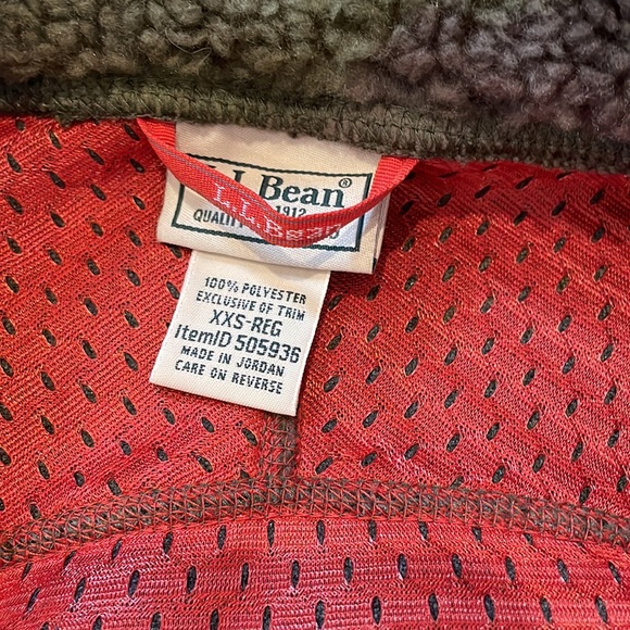 LL Bean xxs mountain pile fleece vest camouflage - Picture 3 of 5